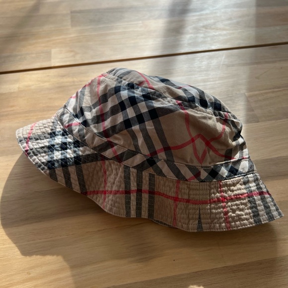 Burberry Kids Bucket Hat Size M